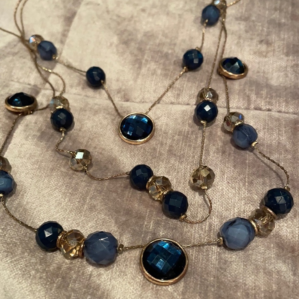 Beautiful 3 Layer Crystals Necklace 22$